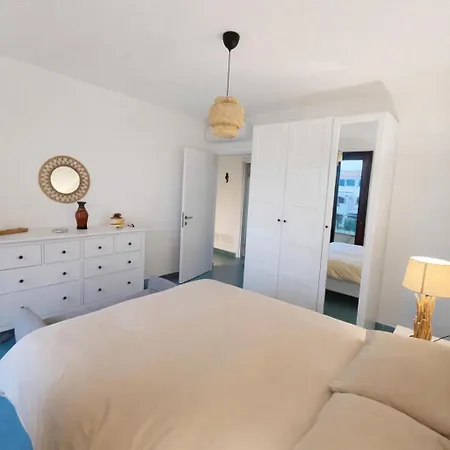 Duplex Avec Grande Terrasse Et Piscine