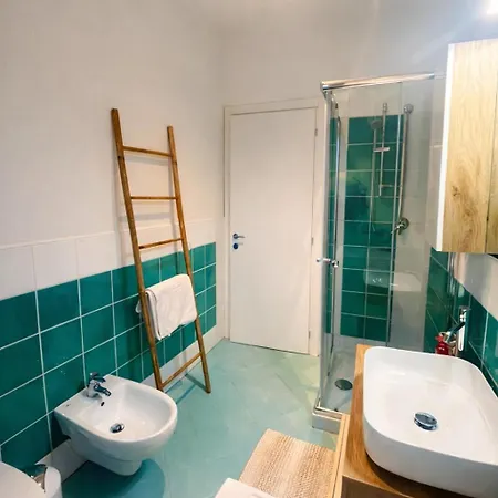 Duplex Avec Grande Terrasse Et Piscine *